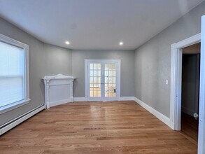 11 Hatch St in Everett, MA - Building Photo - Building Photo