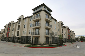 Oxford At Lake View in Corinth, TX - Building Photo - Building Photo