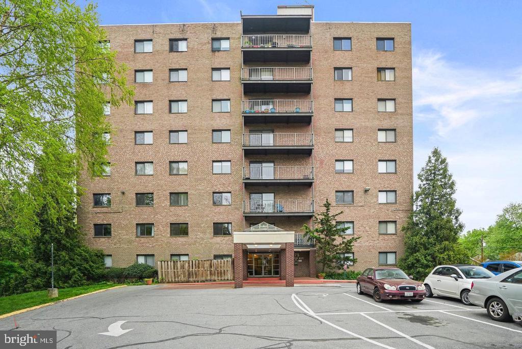 575 Thayer Ave in Silver Spring, MD - Building Photo