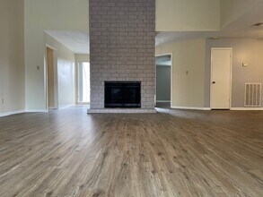 2726 Mesquite Dr in Sugar Land, TX - Building Photo - Building Photo