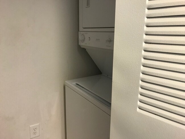 property at 3532 D'Avinci Way