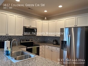 3837 Colonial Green Cir SW in Roanoke, VA - Building Photo - Building Photo