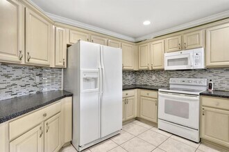 4066 Cresent Creek St in Coconut Creek, FL - Building Photo - Building Photo