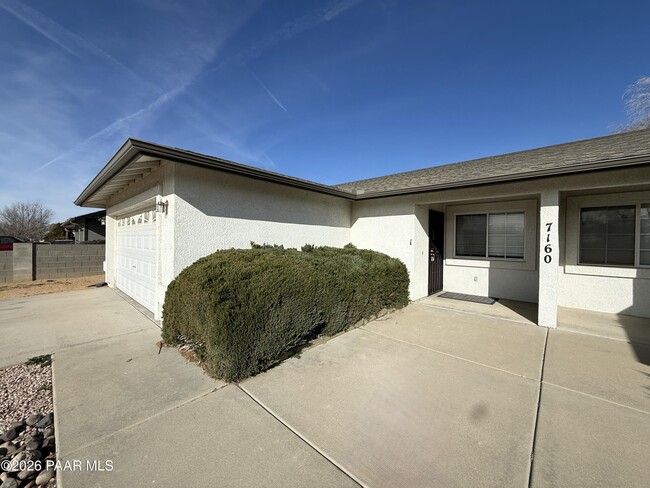 7160 E Thrush Ln in Prescott Valley, AZ - Building Photo - Building Photo