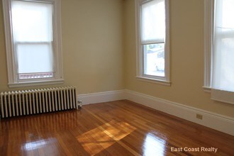 172 Bigelow St-Unit -20R in Boston, MA - Building Photo - Building Photo