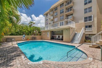 1050 SE 15th St, Unit 409 in Fort Lauderdale, FL - Building Photo - Building Photo