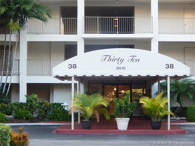 3010 N Course Dr-Unit -501 in Pompano Beach, FL - Building Photo
