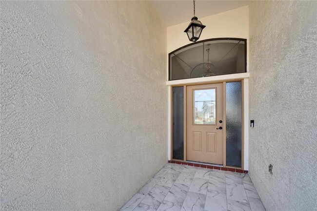 322 Northway Dr in Sun City Center, FL - Building Photo - Building Photo
