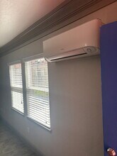 937 E Divisadero St in Fresno, CA - Building Photo - Building Photo