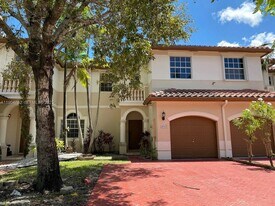 4947 SW 135th Way in Miramar, FL - Building Photo