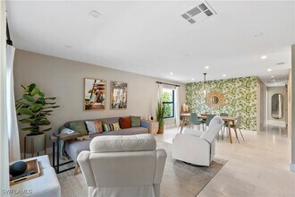 714 103rd Ave N in Naples, FL - Building Photo - Building Photo