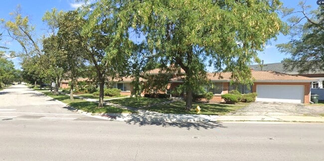 819 Tomawadee Dr in Park Ridge, IL - Building Photo - Building Photo