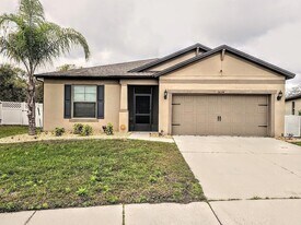 8594 Rindge Rd in Polk City, FL - Building Photo