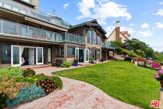 7007 Birdview Ave in Malibu, CA - Building Photo - Building Photo