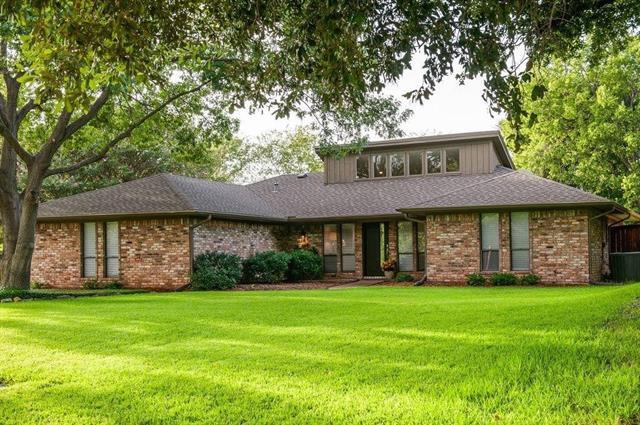 1829 W Terrace Dr in Grand Prairie, TX - Building Photo - Building Photo