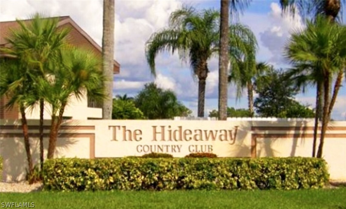 5810 Trailwinds Dr in Ft. Myers, FL - Building Photo