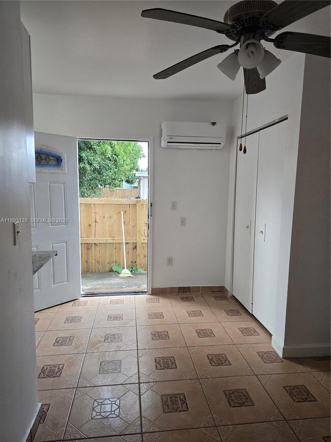 4716 SW 1st St in Coral Gables, FL - Building Photo - Building Photo