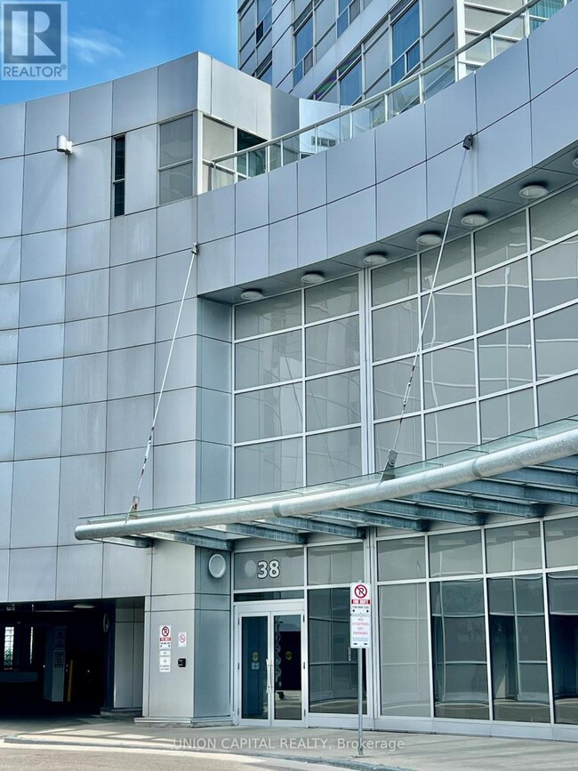 38-1938 Lee Centre Dr