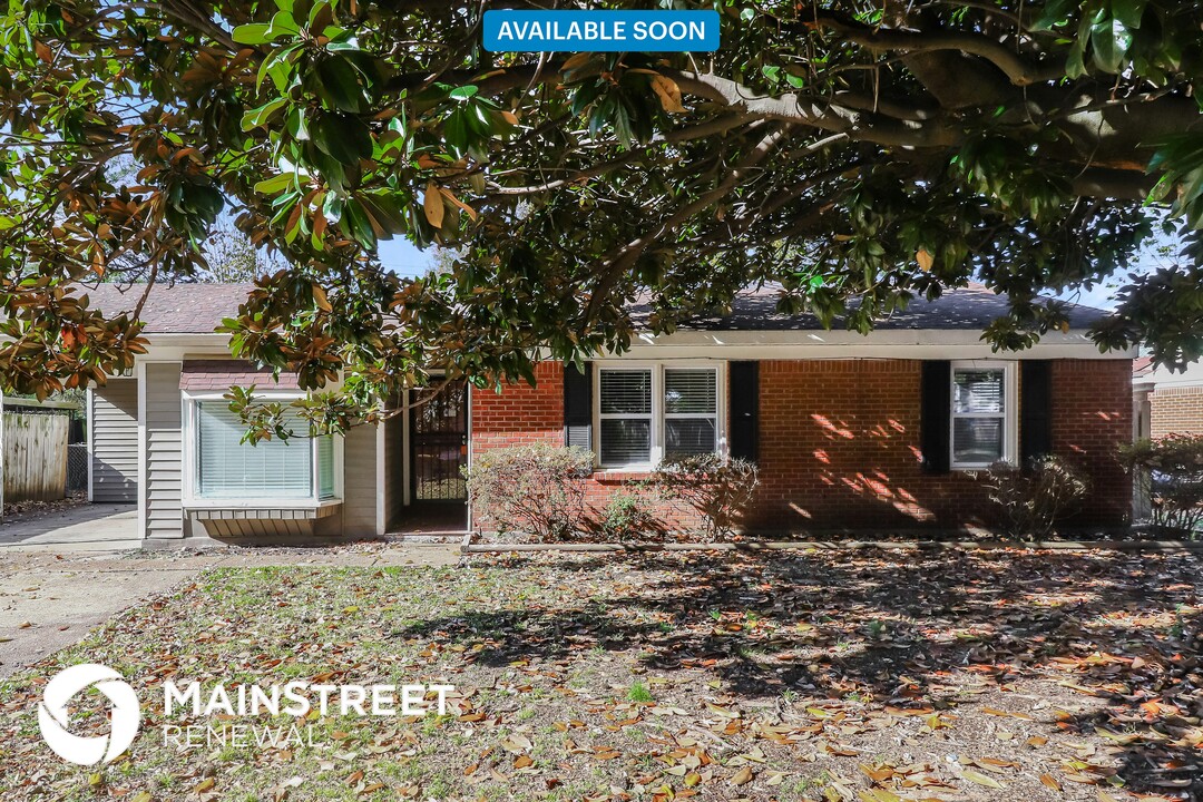 1753 Maxine St in Memphis, TN - Building Photo
