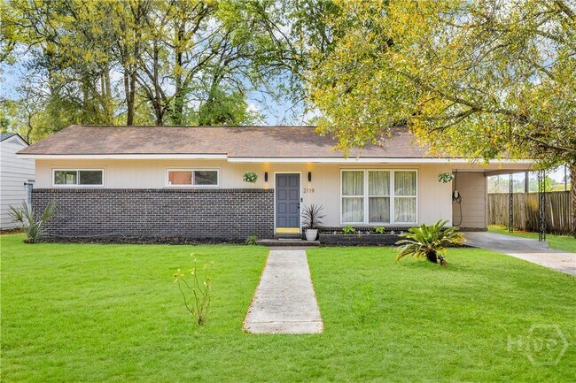 property at 2119 Walz Dr