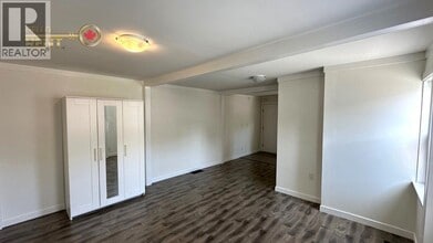 130 Lonsdale Ave in North Vancouver, BC - Building Photo - Building Photo