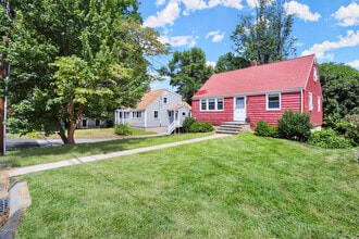 22 Tracey St in Norwalk, CT - Building Photo - Building Photo