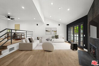 17088 Palisades Cir in Los Angeles, CA - Building Photo - Building Photo