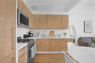 517 W 45th St in New York, NY - Building Photo - Building Photo