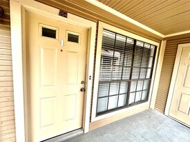 1311 Antoine Dr in Houston, TX - Building Photo