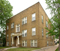 426 Pierce St Apartments