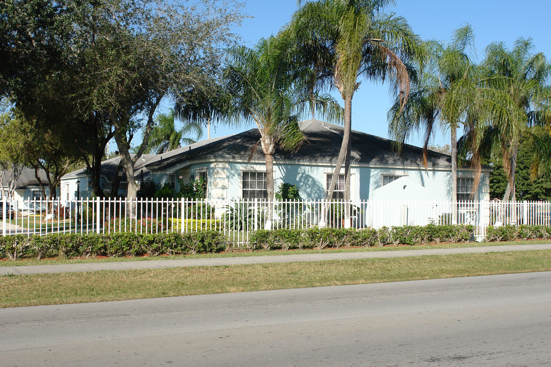 Palm Villas in Homestead, FL - Foto de edificio