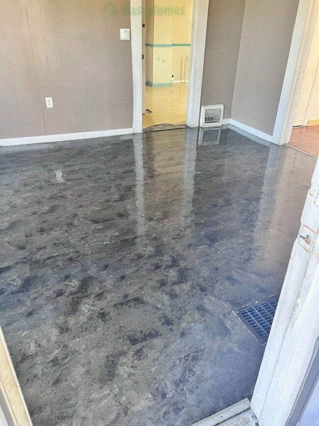 1540 W Kettelle St in Peoria, IL - Building Photo - Building Photo