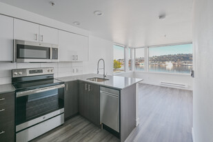 Lake Union Tower Apartments