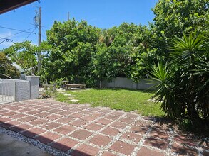 1801 St Lucie Ct in Fort Pierce, FL - Building Photo - Building Photo