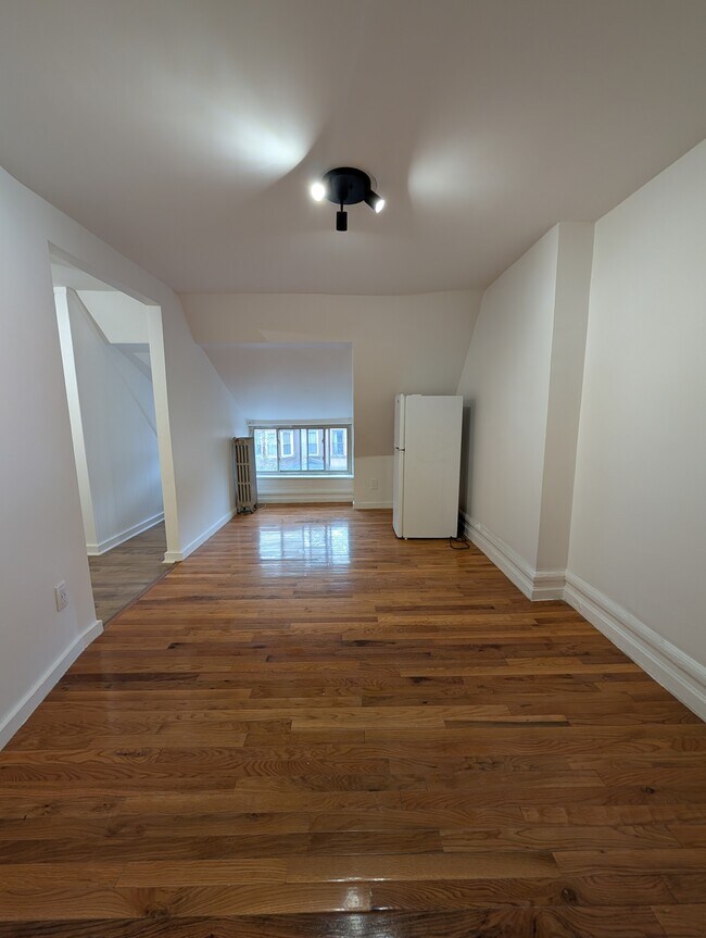 71 Downing St, Unit 2R in Brooklyn, NY - Building Photo - Building Photo