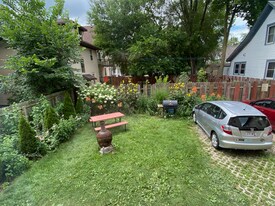 310 N Ingersoll St, Unit 310 in Madison, WI - Building Photo