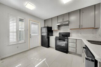 2111 E Belt Line Rd in Richardson, TX - Building Photo - Building Photo