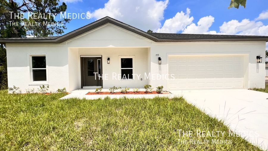 150 Hillsborough Ave NW in Palm Bay, FL - Building Photo
