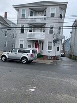 12 Cleveland St, Unit Unit 3 in New Bedford, MA - Building Photo