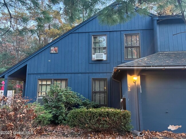 property at 93 Thimbleberry Rd