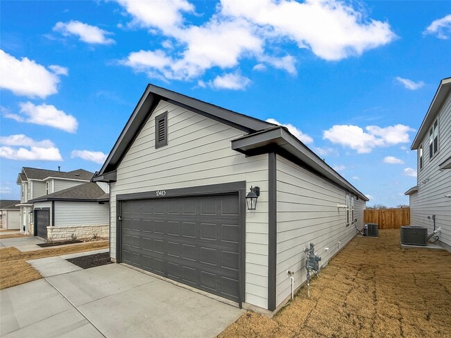 2104 Lost Timbers Dr in Conroe, TX - Building Photo - Building Photo