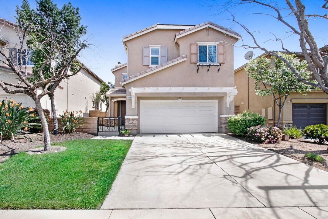 12880 Dolomite Ln in Moreno Valley, CA - Building Photo