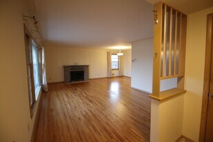 6310 Vincent Ave S in Minneapolis, MN - Building Photo