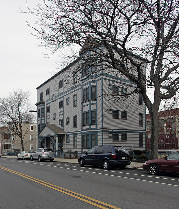 Talbot House in Boston, MA - Building Photo