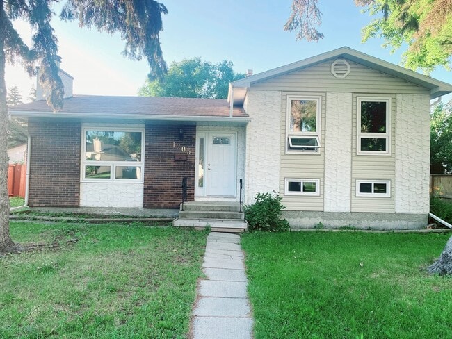 property at 1203 Chancellor Dr