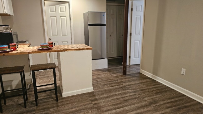 8165 Lyle Ave NE in Leeds, AL - Building Photo - Building Photo