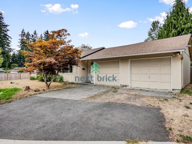 23510 58th Ave W in Mountlake Terrace, WA - Building Photo - Building Photo