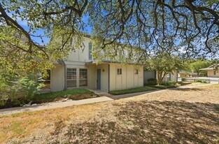 807 Castle Ridge Rd in Austin, TX - Building Photo