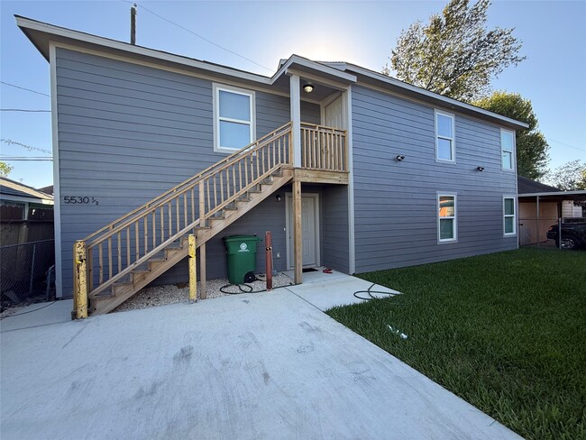 property at 5530 Hillman St