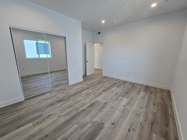 2223 Sheridan St in Los Angeles, CA - Building Photo - Building Photo
